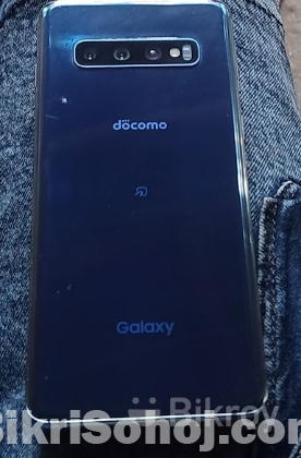 Samsung galaxy s10.   8/128